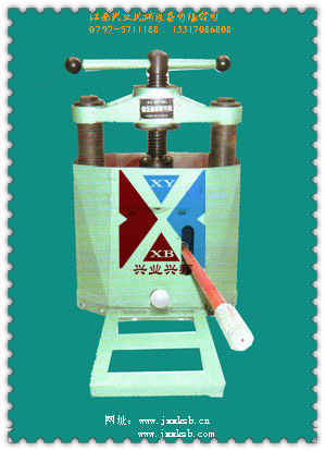 油壓巖芯劈開機(jī).jpg 油壓巖芯劈開機(jī).jpg